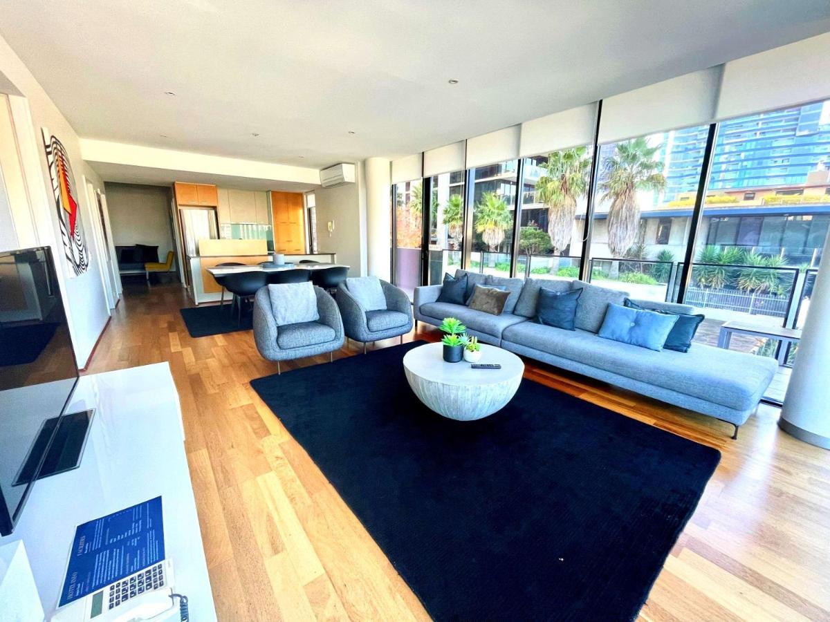 The Sebel Residences Melbourne Docklands Serviced Apartments Экстерьер фото