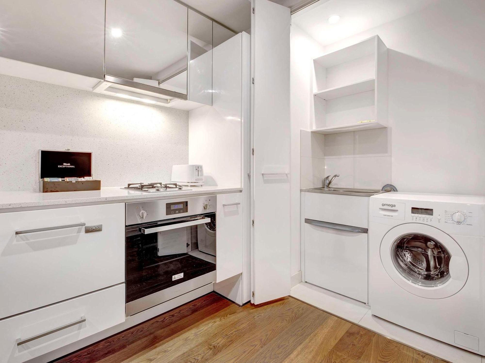 The Sebel Residences Melbourne Docklands Serviced Apartments Экстерьер фото